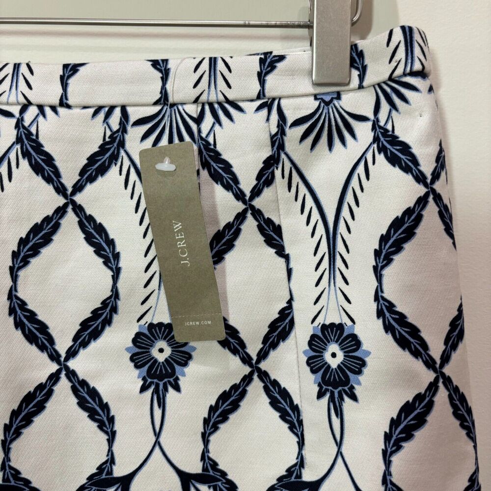 J Crew Floral Navy White Floral Mini Pencil Skirt Sz 6 Career Office Feminine - Picture 3 of 10